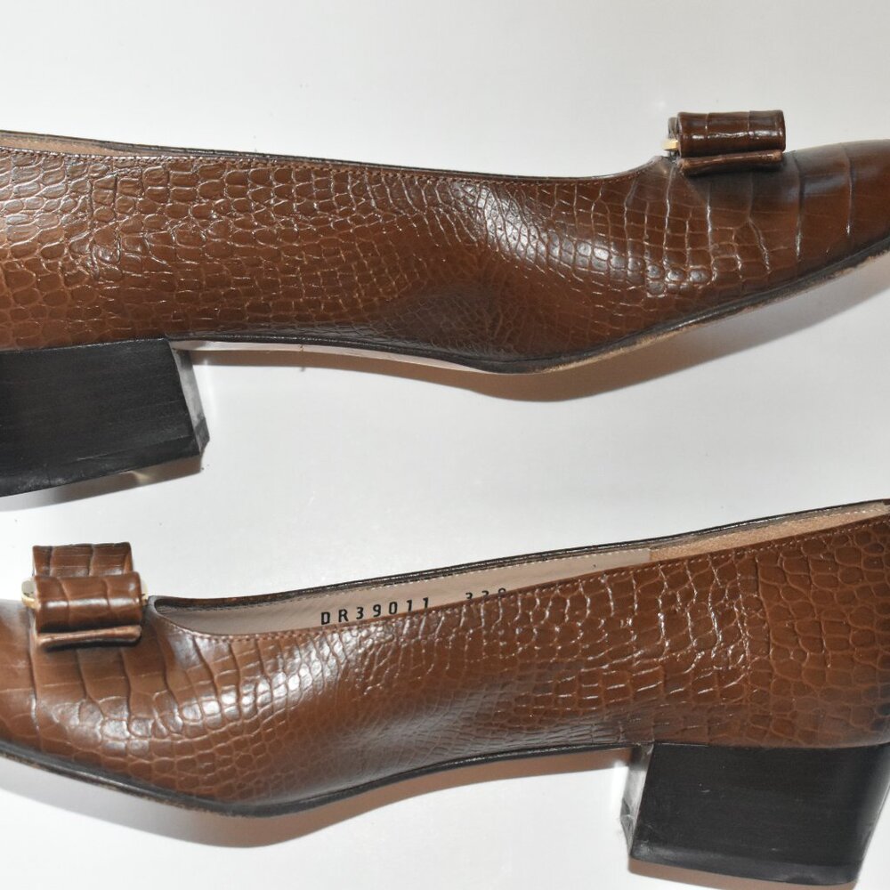Salvatore Ferragamo Brown patent flats US 7 - Picture 4 of 6